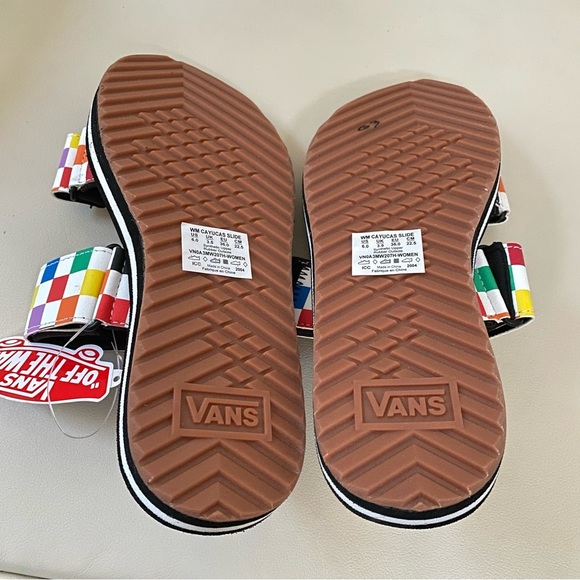 New Vans Cayucus checkerboard adjustable sandals size 6 - Picture 5 of 5